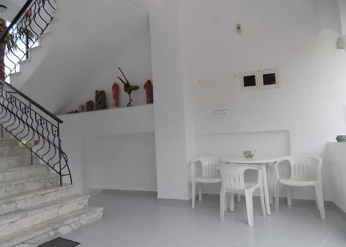 Estia Otel