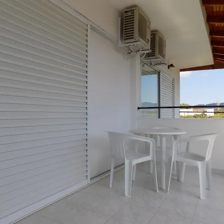 Hotel Estia *