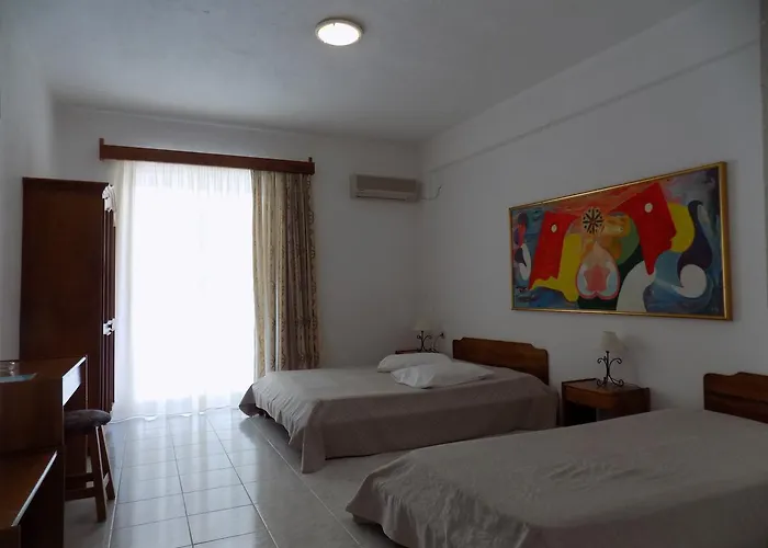Hotel Estia *